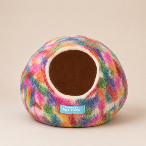 Everest® Handmade Cat Cave & Bed - Pink Mixed Hue