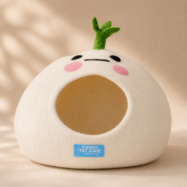 Everest® Cat Cave & Bed - White Turnip - 100% Wool