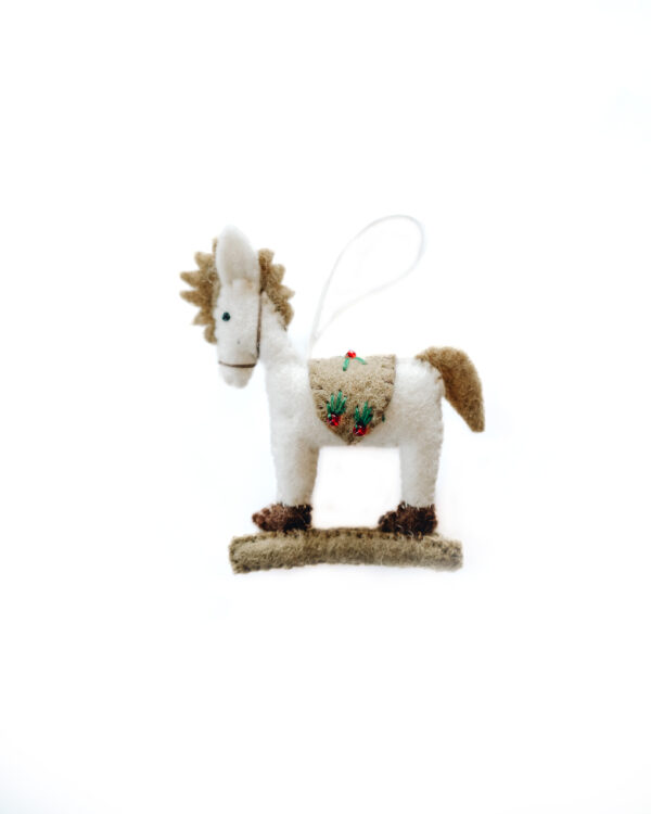 Hanging Ornaments - Reindeer Beige